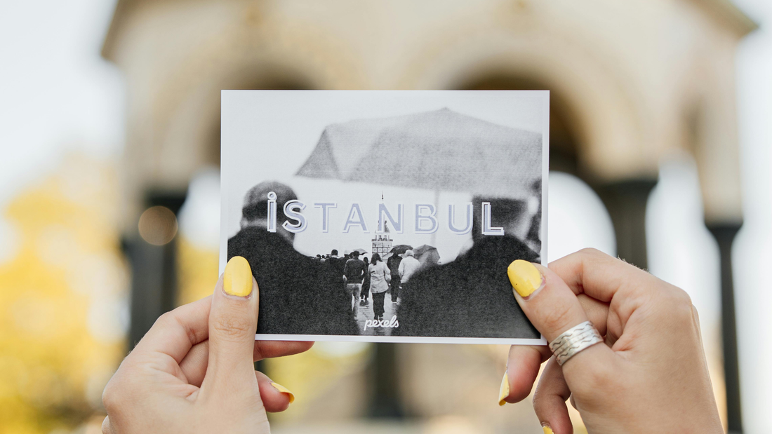 Wanna travel without leaving home? Handwritten postcards can take you there